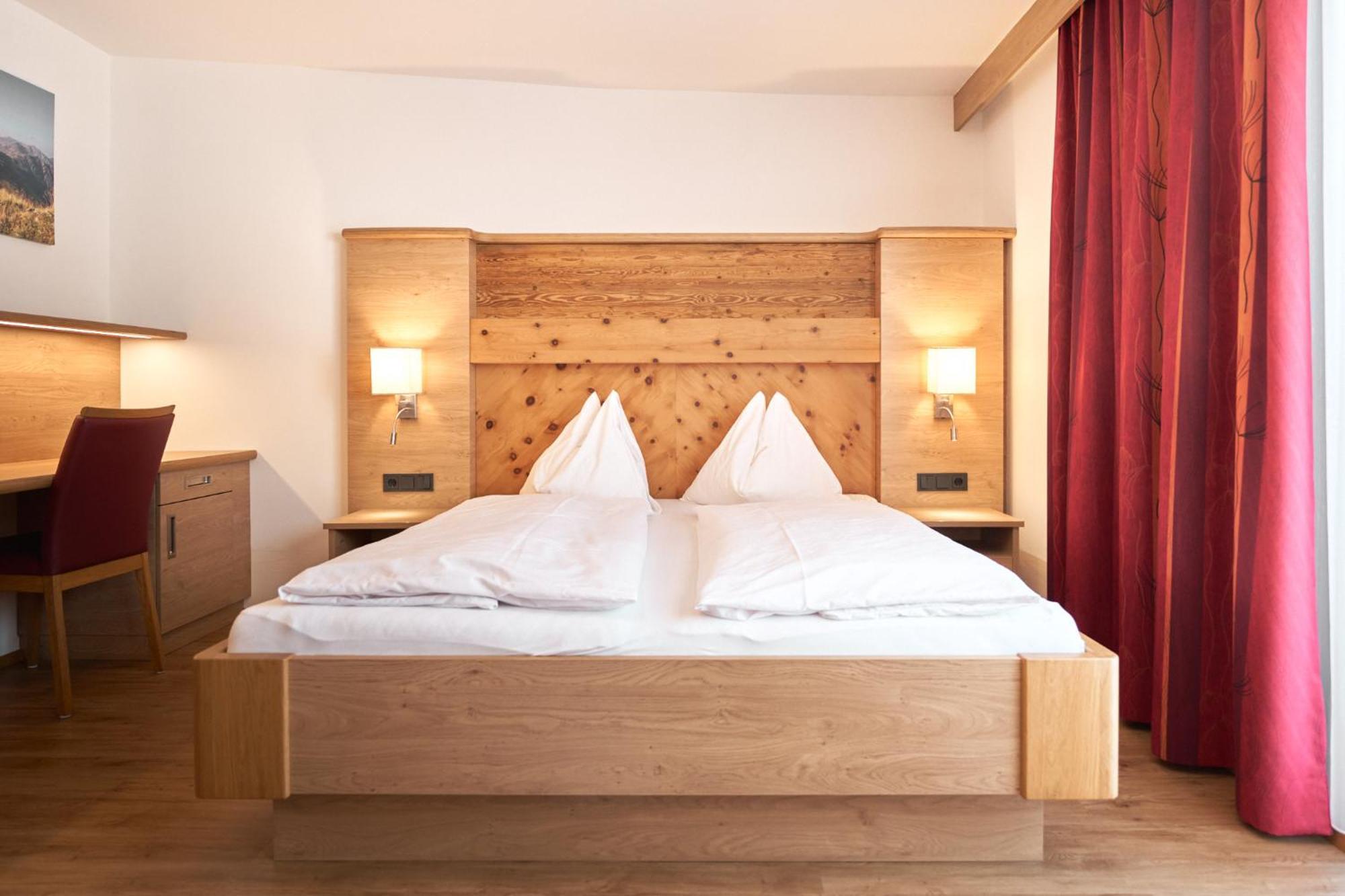 Pension Vier Jahreszeiten Saalbach-Hinterglemm Exteriér fotografie