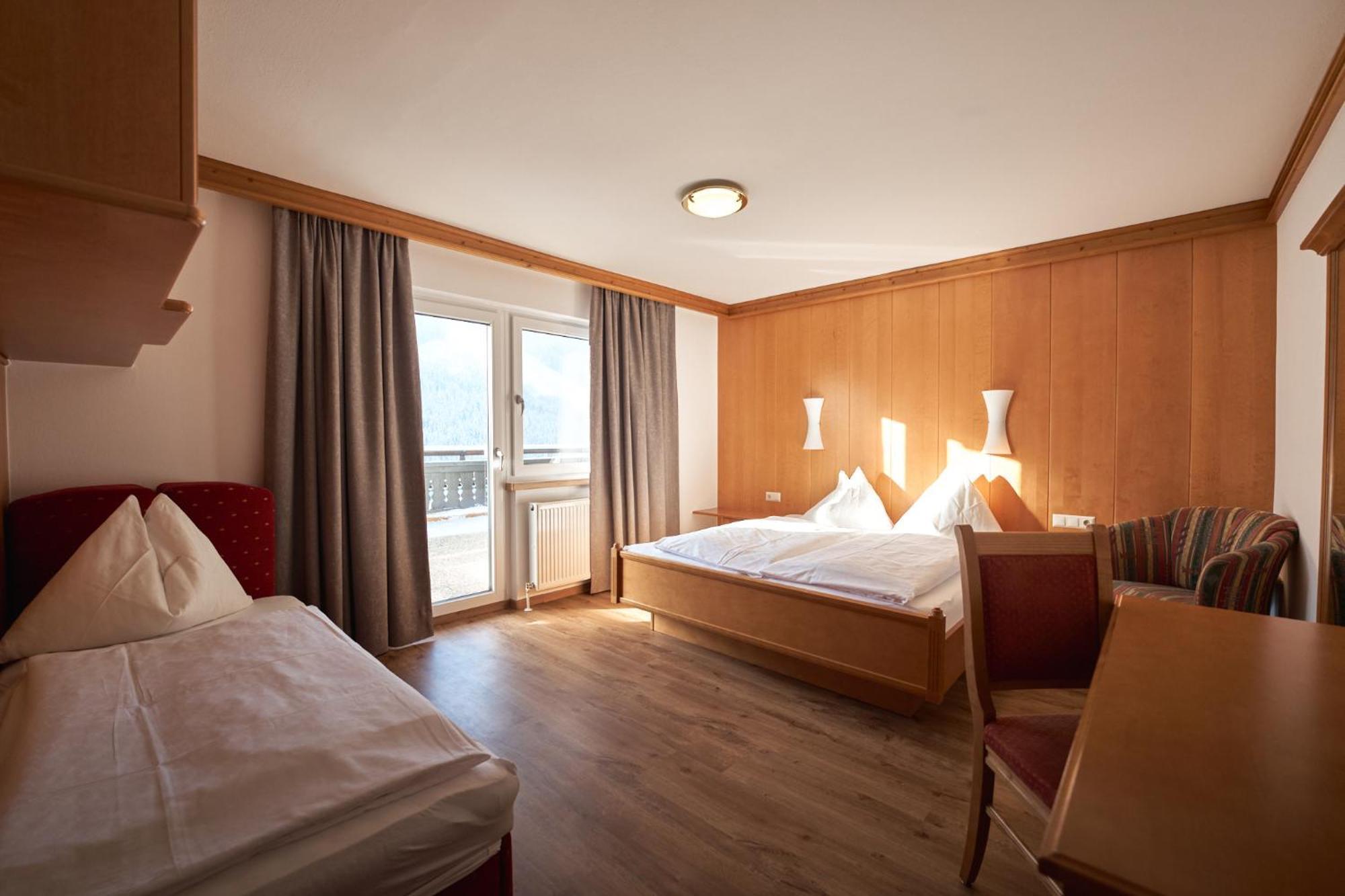 Pension Vier Jahreszeiten Saalbach-Hinterglemm Exteriér fotografie